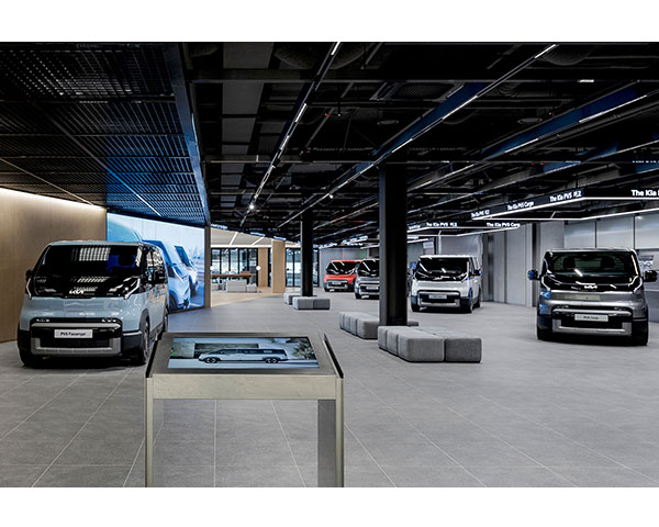 Kia inaugureazã centrul de explorare PBV Experience Center